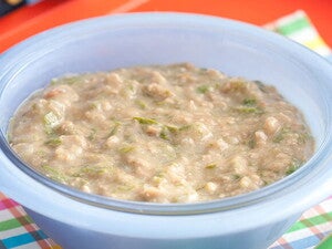 Papinha de Carne, Couve, Feijão e Milho Papinha de Carne, Couve, Feijão e Milho