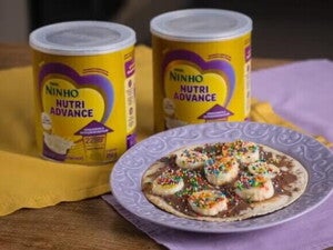 Receita de Mini Pizza Doce com NINHO Nutri Advance