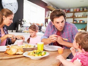 Alimentação infantil: saiba como ela influencia na cognição e desenvolvimento do bebê Alimentação infantil: saiba como ela influencia na cognição e desenvolvimento do bebê