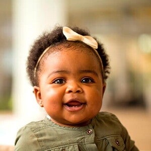 Os primeiros dentinhos do bebê aparecem com qual idade? Os primeiros dentinhos do bebê aparecem com qual idade?