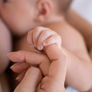 Amamentação na primeira hora de vida: importância e dicas 