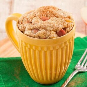 Bolinho de Caneca de Maçã e Canela