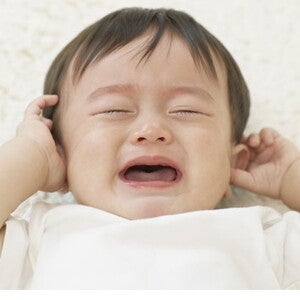 How To Settle a Crying Baby 2 How To Settle a Crying Baby 2