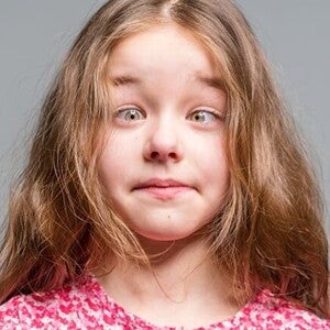 Imagem de menina com estrabismo. Imagem de menina com estrabismo.