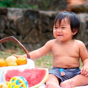 Meu filho de 1 ano tem fome muitas vezes ao dia, isso está certo? Meu filho de 1 ano tem fome muitas vezes ao dia, isso está certo?