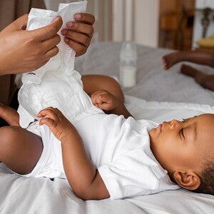 Aspecto do cocô pode dizer muito sobre a saúde do seu bebê Aspecto do cocô pode dizer muito sobre a saúde do seu bebê