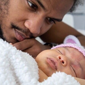 Papai, a partir de hoje, crie um forte vínculo com seu bebê! Papai, a partir de hoje, crie um forte vínculo com seu bebê!