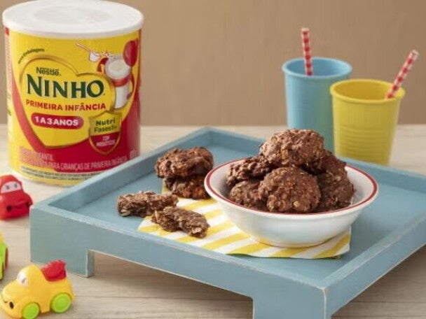 Receita de Cookies de Cacau com Castanhas