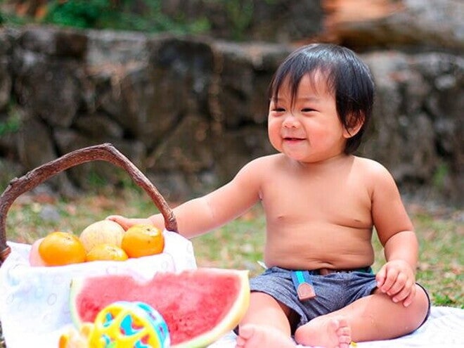 Meu filho de 1 ano tem fome muitas vezes ao dia, isso está certo? Meu filho de 1 ano tem fome muitas vezes ao dia, isso está certo?