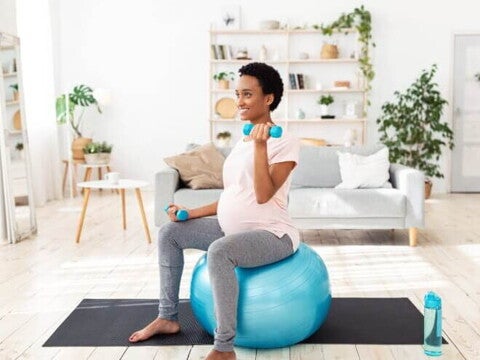 Exercícios para Gravidez e Pós-Parto Exercícios para Gravidez e Pós-Parto
